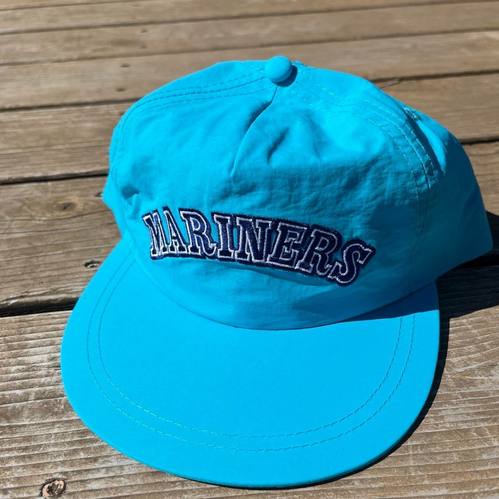 Seattle Mariners blue baseball cap with embroidered 'MARINERS' tex